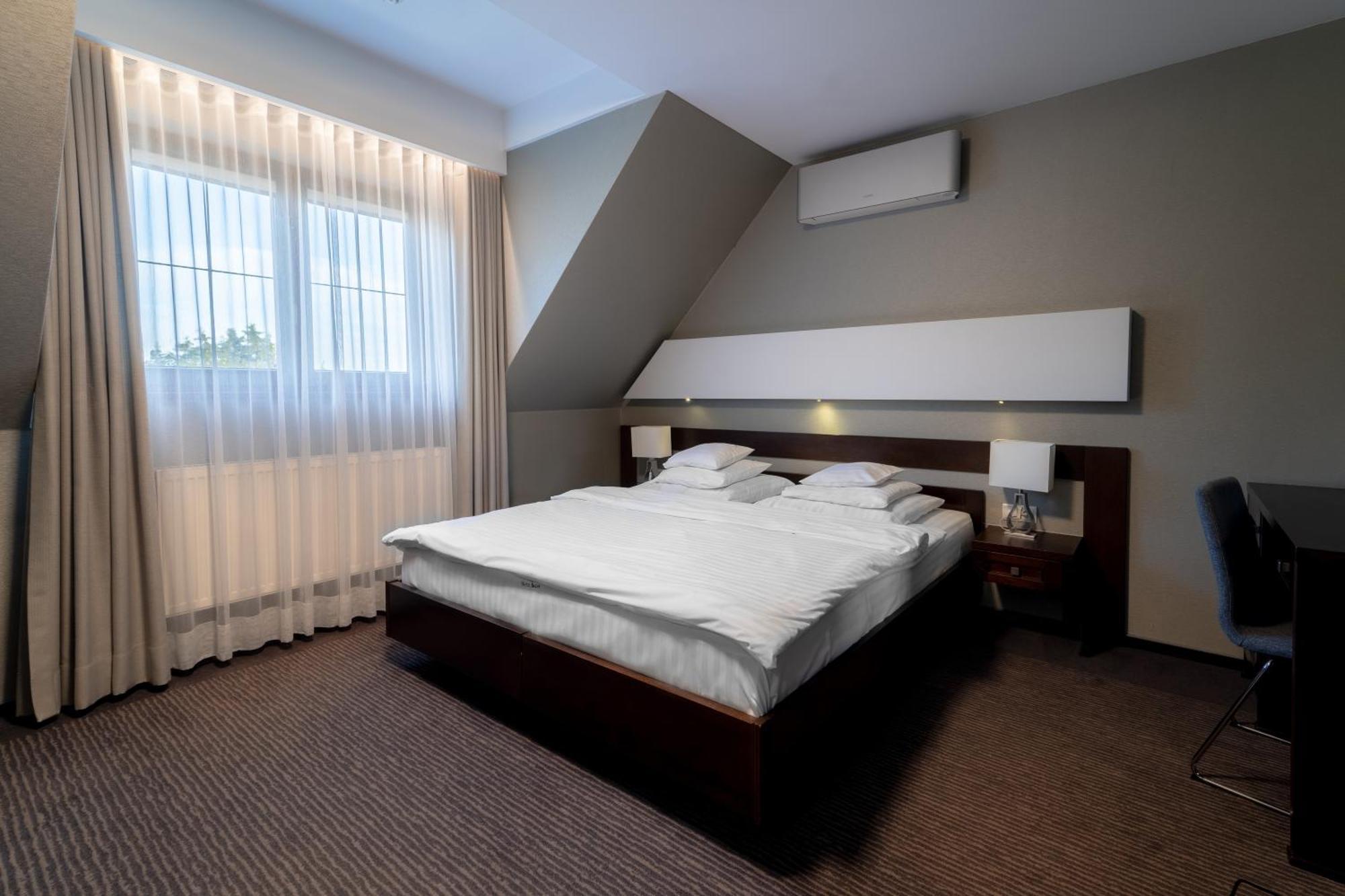 Hotel Salve Glogowek Exterior photo