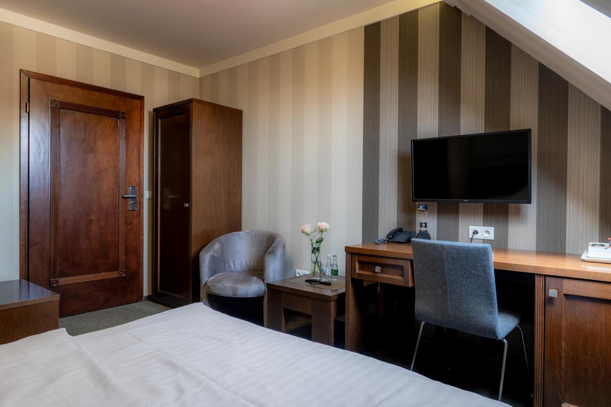Hotel Salve Glogowek Exterior photo